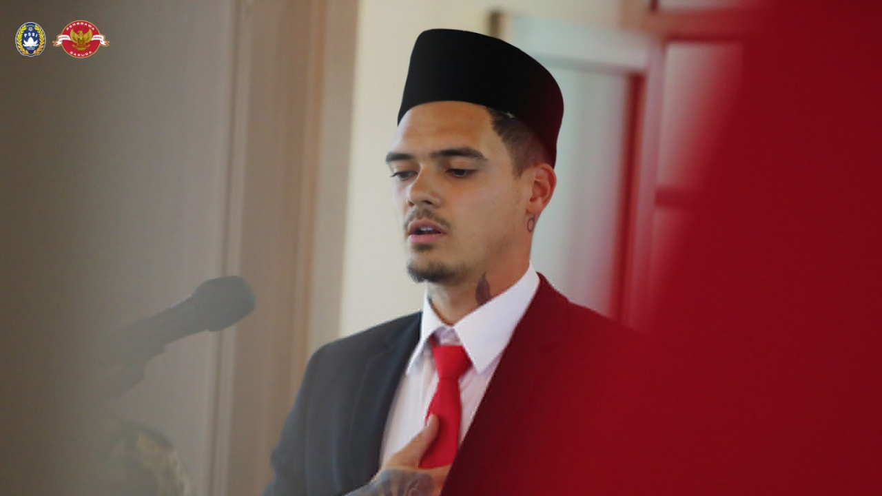 Semua Kena Prank! Shayne Pattynama Dipastikan Gagal Debut dengan Timnas Indonesia