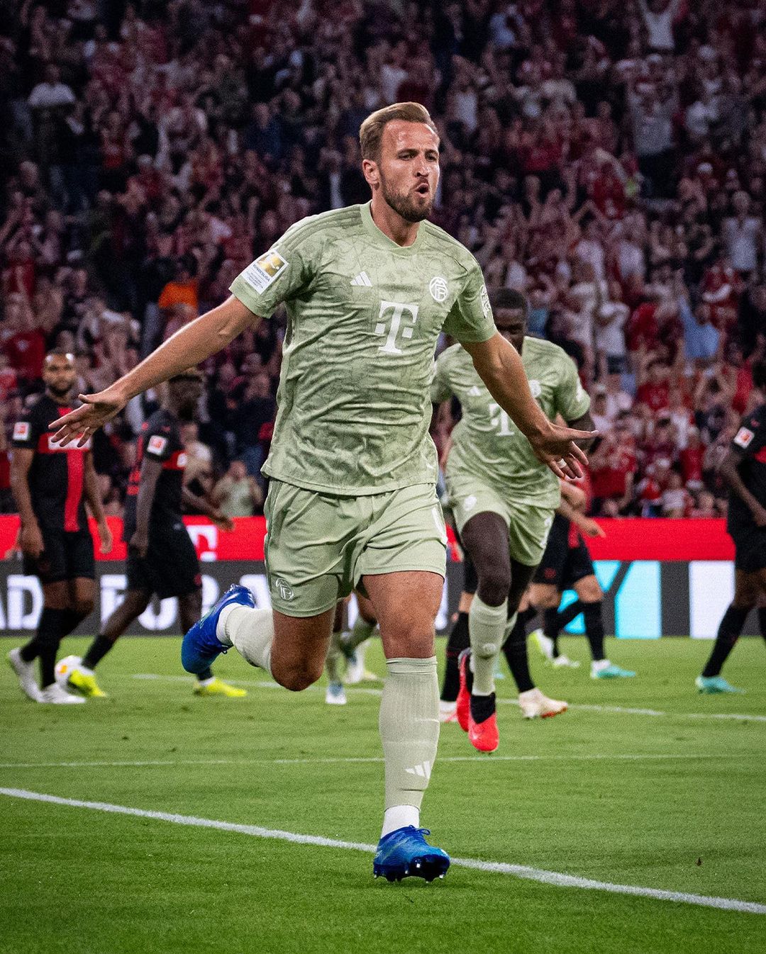 Prediksi Bayern vs MU, Liga Champions Eropa Salah satu pemain Bayern Munchen, Harry Kane (SC: Instagram @fcbayern)