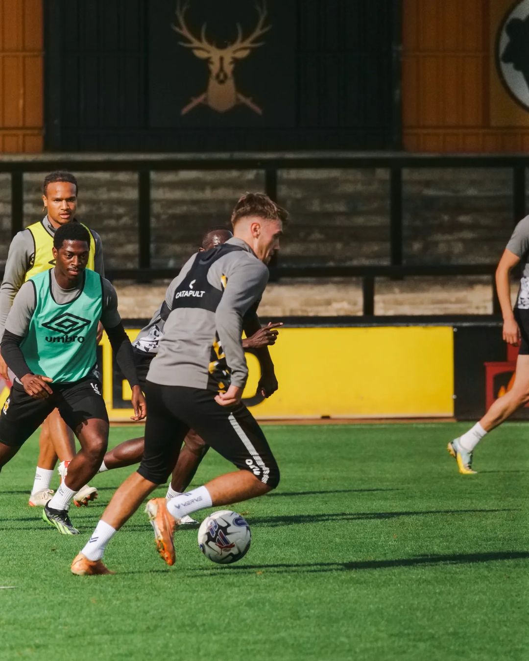 Prediksi Burton vs Cambridge, Pekan Ke-12 Liga Inggris