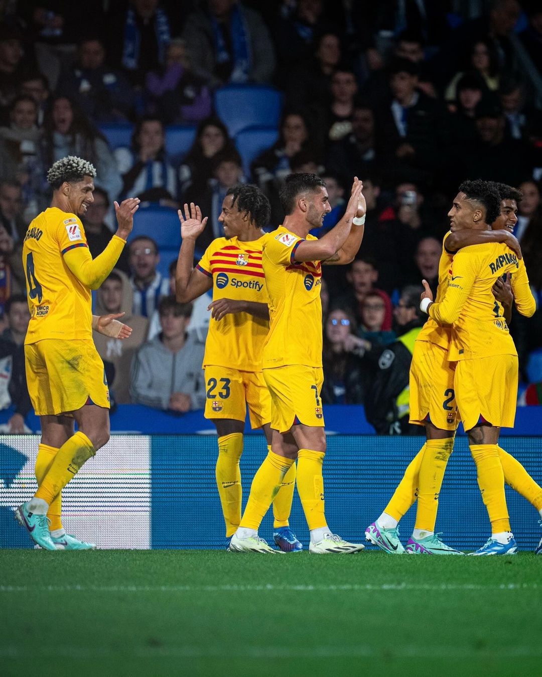 Prediksi Shakhtar vs Barcelona, Grup H Liga Champions Eropa Aksi pemain Barcelona selebrasi (SC: Instagram @fcbarcelona)