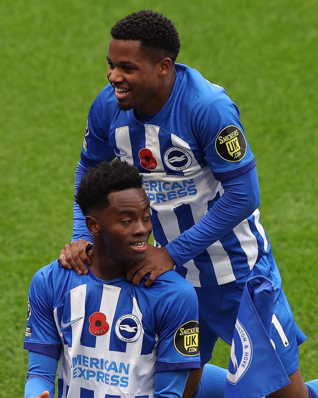 Prediksi Nottingham vs Brighton, Pekan ke-13 Liga Inggris Pemain Brighton selebrasi (SC: Instagram @officialbhafc)