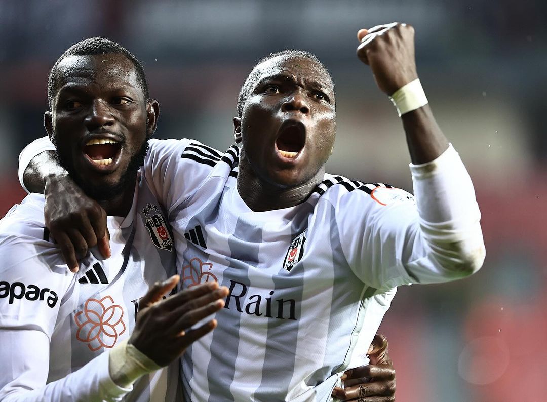Prediksi Ankaragucu vs Besiktas, Pekan ke-14 Liga Turki Pemain Besiktas selebrasi (SC: Instagram @besiktas)