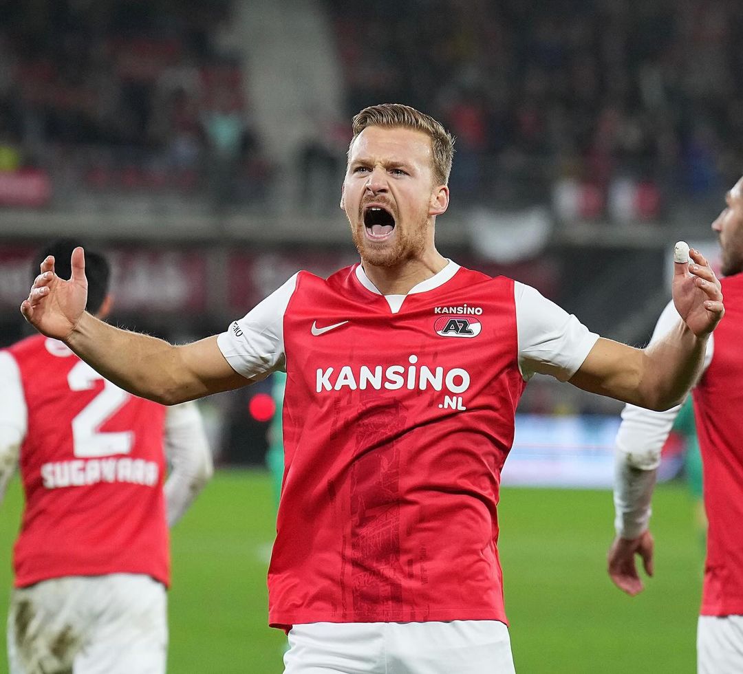 Prediksi AZ vs PSV, Pekan ke-16 Liga Belanda Aksi pemain AZ Alkmaar selebrasi (SC: Instagram @azalkmaar)