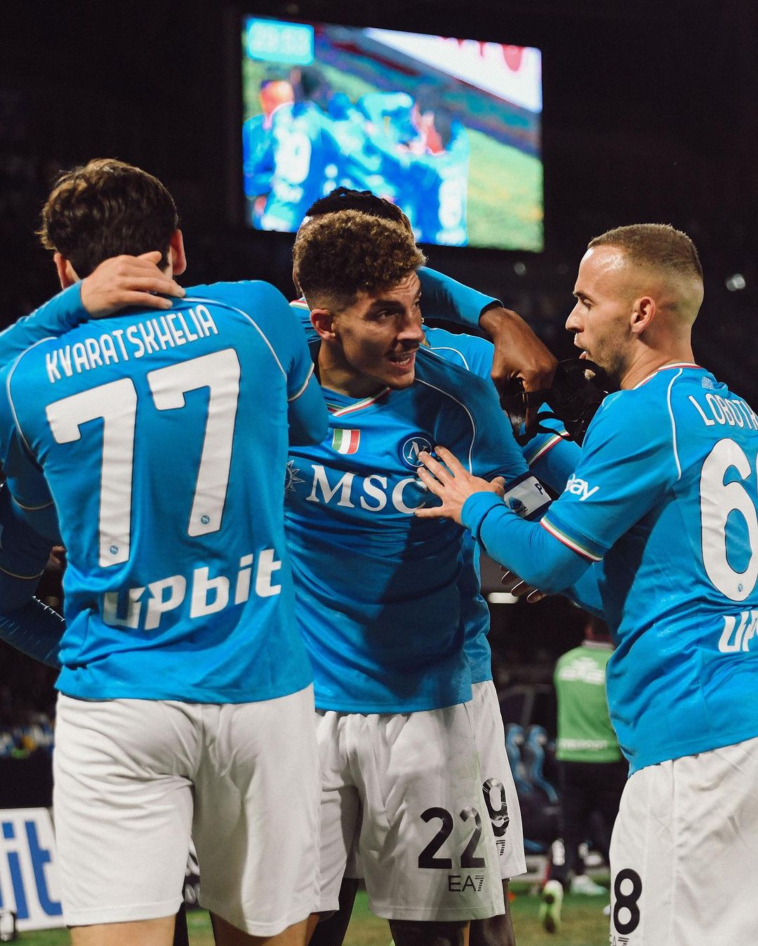 Prediksi Napoli vs Frosinone, Coppa Italia Pemain Napoli selebrasi (SC: Instagram @officialsscnapoli)