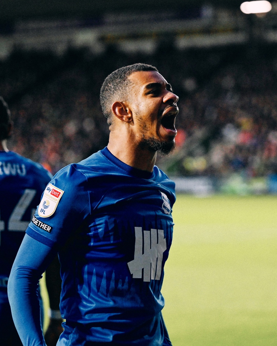 Prediksi Birmingham vs Stoke City, Pekan ke-24 EFL Championship Pemain Birmingham selebrasi (SC: Instagram @bcfc)