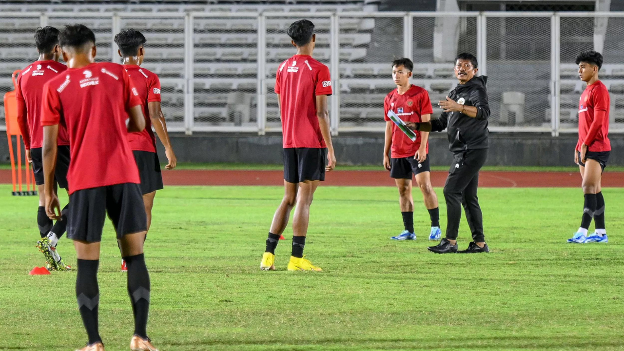 Indra Sjafri Ingin Coret 17 Pemain Garuda Muda usai Kalah di 2 Laga Uji Coba