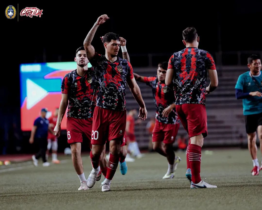 Prediksi Indonesia vs Libya, Friendly Match 2024 Pemain Timnas Indonesia melakukan pemanasan (SC: Instagram @timnas.indonesia)