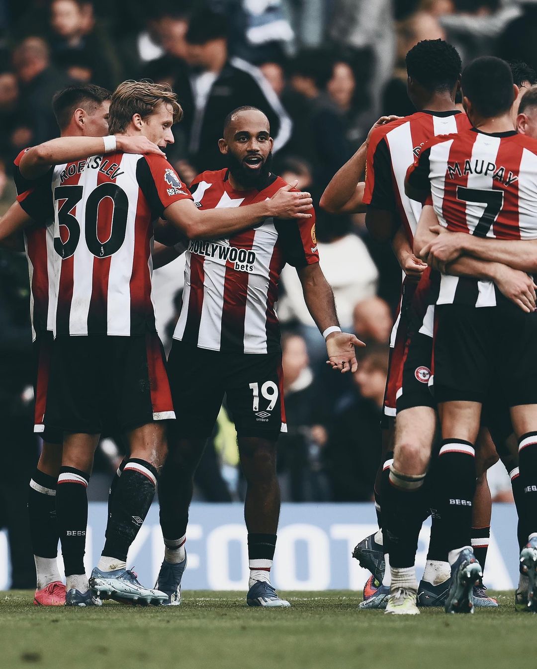 Prediksi Brentford vs Wolves, Putaran Ketiga FA Cup Potret pemain Brentford (SC: Instagram @brentfordfc)