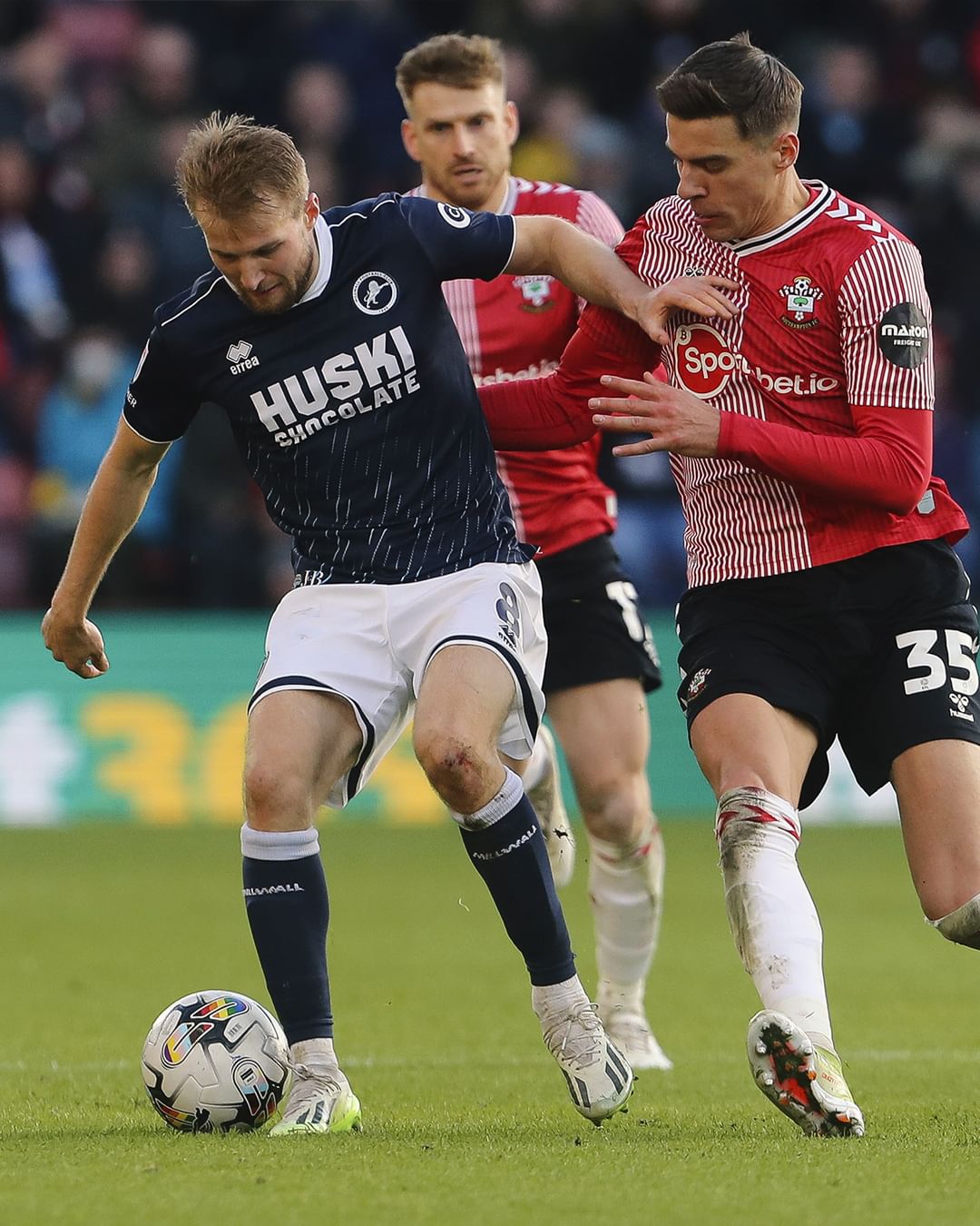 Prediksi Millwall vs Watford, Pekan ke-35 EFL Championship Aksi pemain Millwall (SC: Instagram @millwallfc)