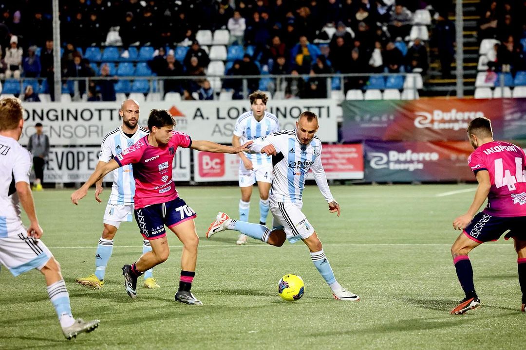 Prediksi Entella vs Perugia, Pekan ke-30 Serie C Italia Aksi pemain Entella (SC: Instagram @virtusentella)