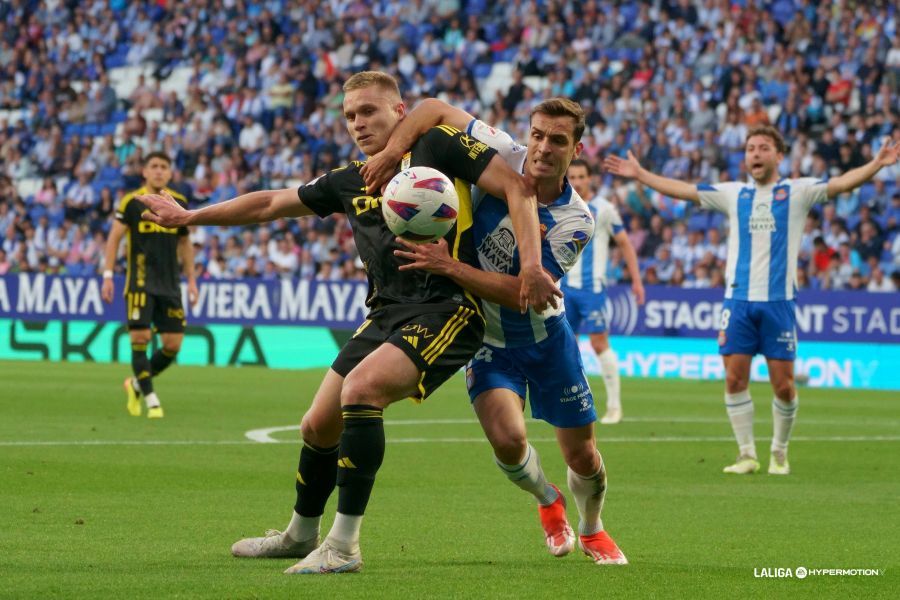 Prediksi Real Oviedo vs Andorra Minggu 26 Mei 2024, Pekan ke-41 Segunda Division Spanyol Aksi pemain Real Oviedo di lapangan (SC: Instagram @realoviedo)