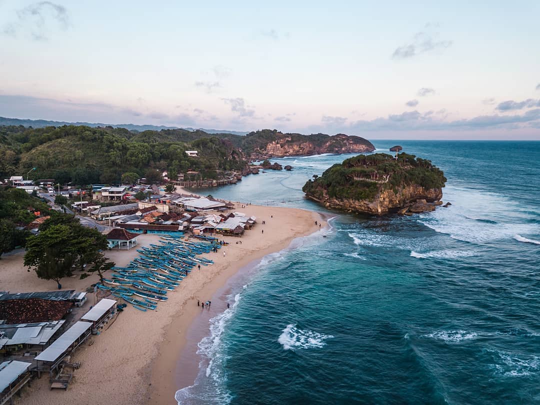 Pantai Gunungkidul Drini Jogja