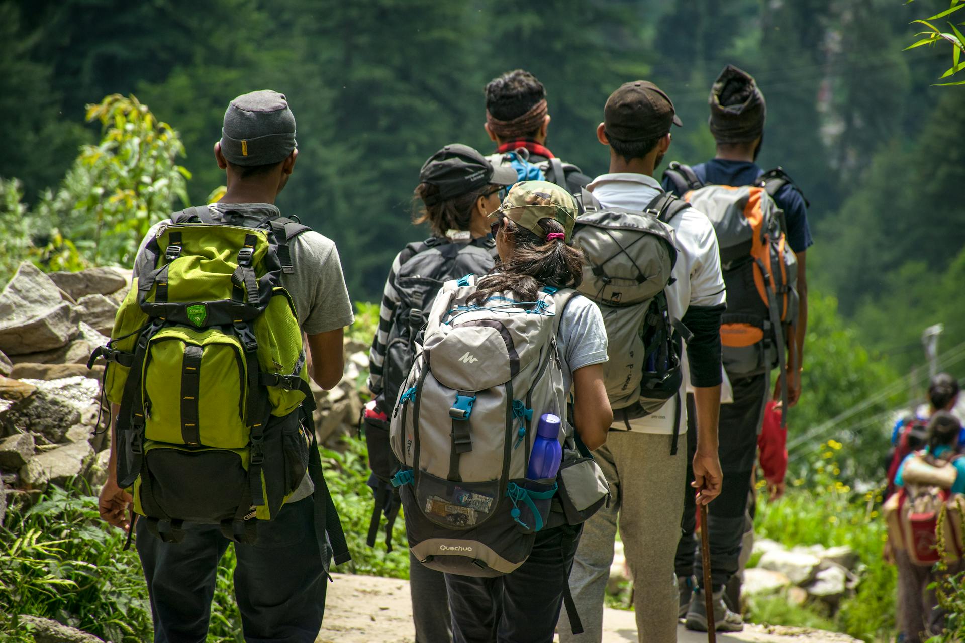 Bukan Cuma Eiger, 4 Brand Perlengkapan Mendaki Ini Ternyata Buatan Anak Bangsa!