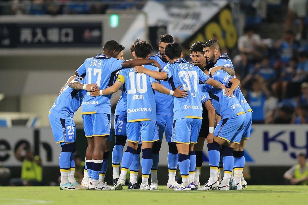 Prediksi Albirex Niigata vs Iwata Rabu 7 Agustus 2024, Pekan ke-25 Liga Jepang Momen pemain Iwata berkumpul (SC: Instagram @jubiloiwata.official)