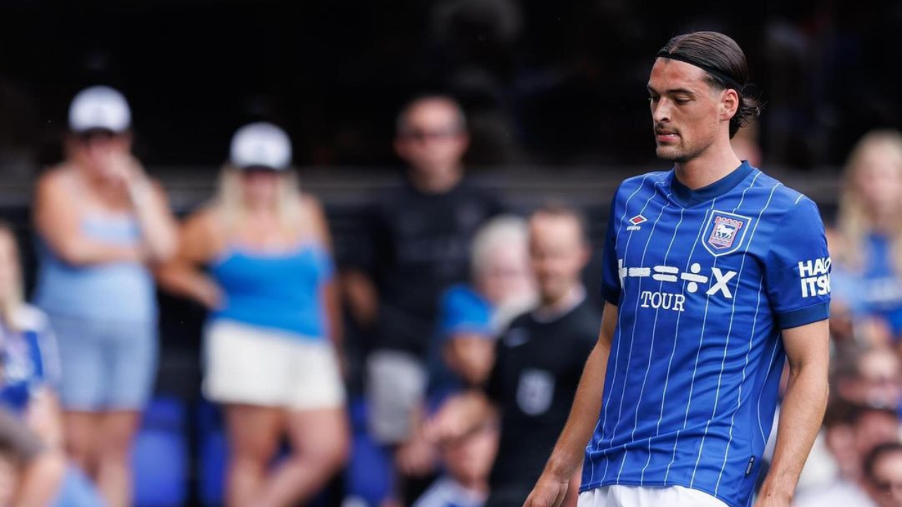 FAQs Wimbledon vs Ipswich: Jadwal, H2H, Prediksi Skor Pertandingan